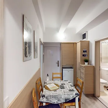 Chaplin - Free Garage Parking * Ljubljana