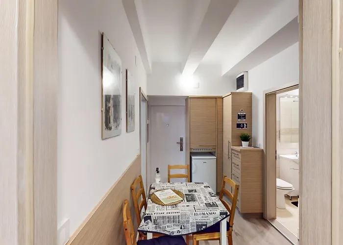 Chaplin - Free Garage Parking * Ljubljana